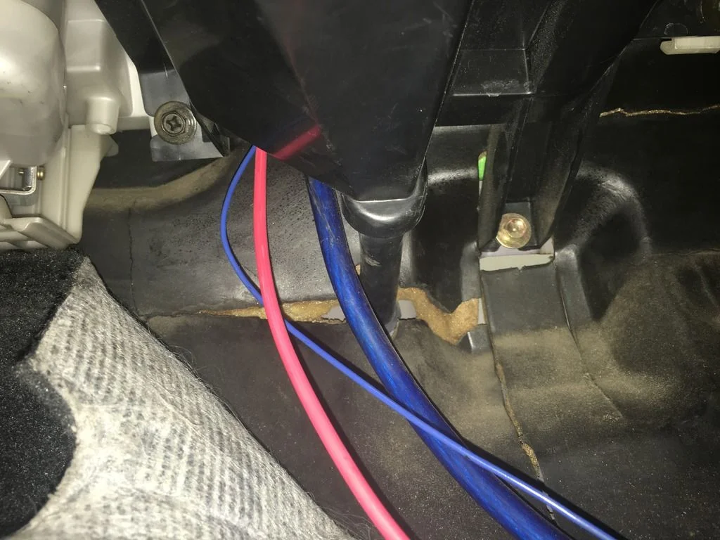 Ground the new pump ground wire to bare chassis metal
