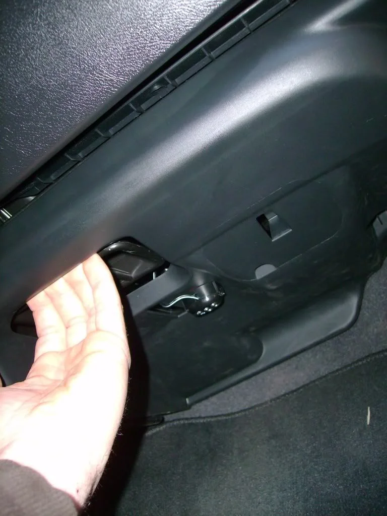 Honda Civic Interior LED Accent Lighting Install (Dual-Zone Switched)