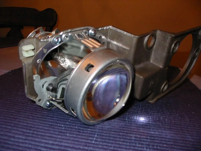 Retrofitting OEM HID Projectors into Honda and Acura Headlights