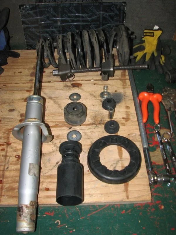 2001 Honda Accord Front Strut and Damper Replacement